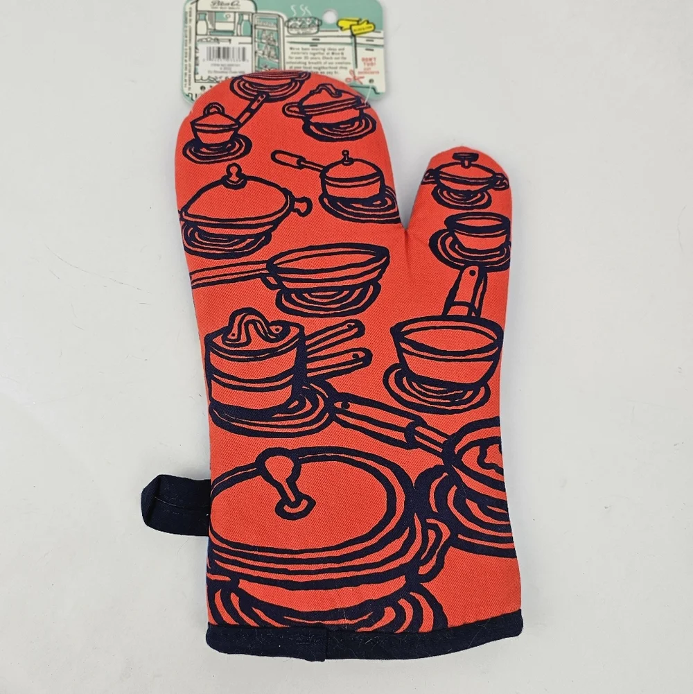 Blue Q Blue Oven Mitt with Retro 'DJ STOVE TOP' Graphic